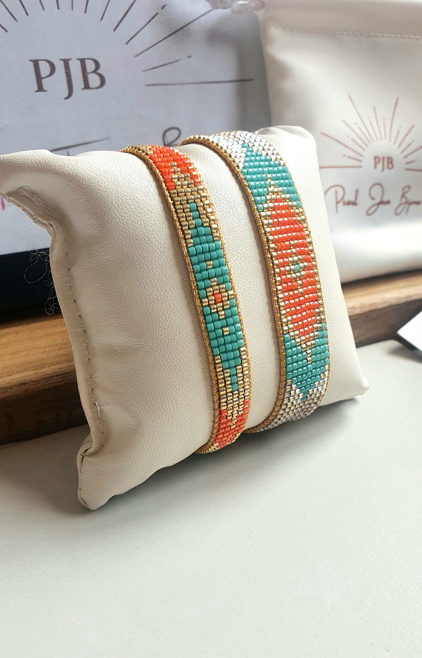 Bracelet hippie chic Bohême tissé a la main en perles Miyuki - turquoise et orznge