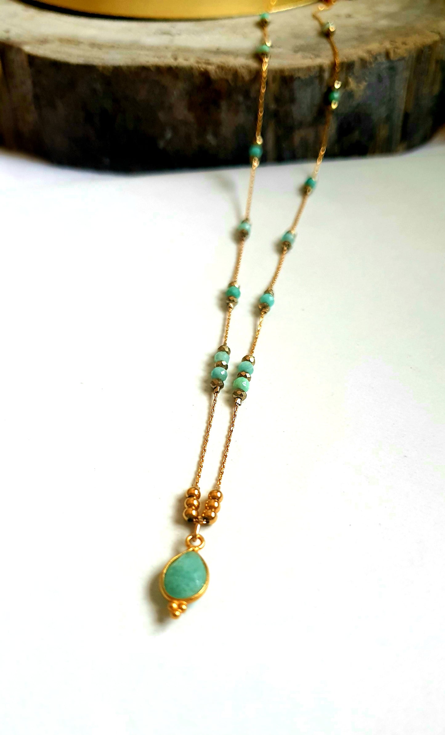 Colliers chaine plaquée or et Amazonite